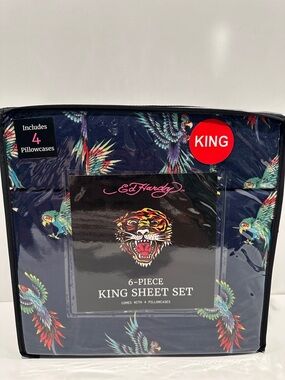 NWT Ed Hardy Tattoo Paradise 6 Piece King Sheet Set with 4 Pillowcases.